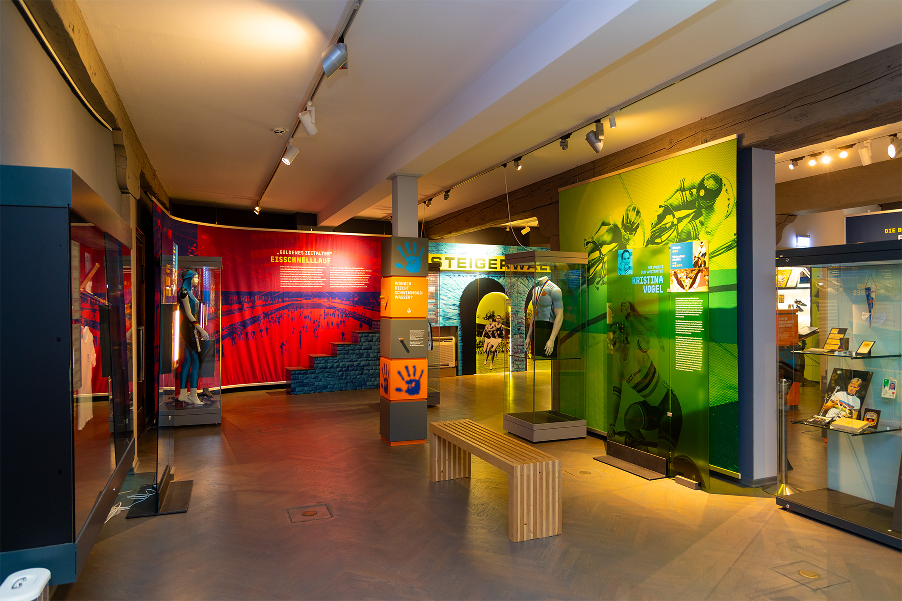 gallery-item